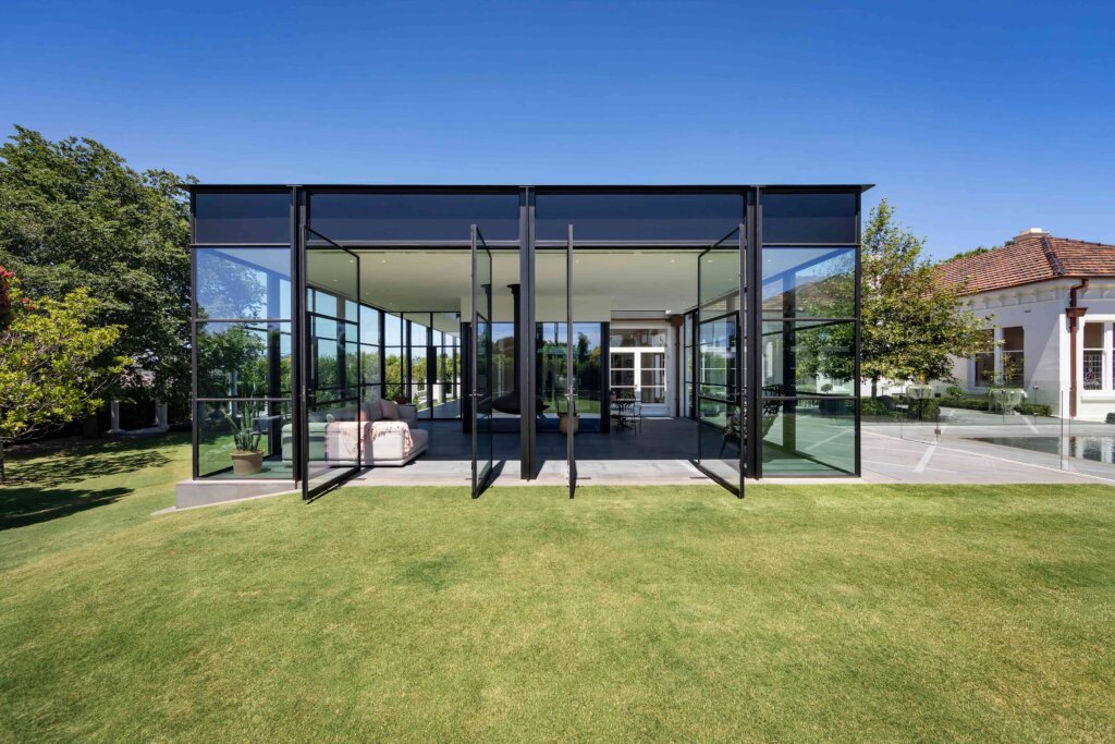 Things to Know Before Building a Glass Room in Dubai